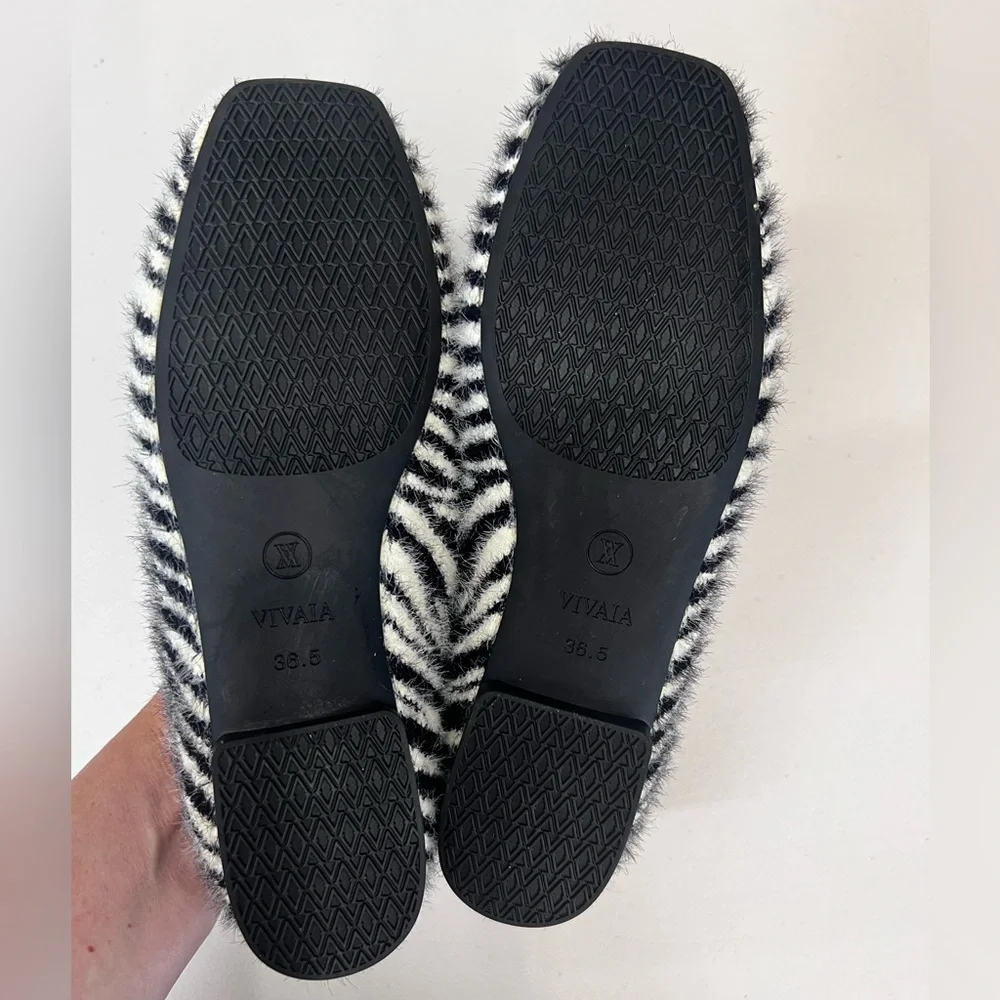 Vivaia Samantha Squared Toe Faux‎ Mink Knit Zebra Loafers Size 36.5